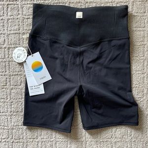 New with Tags Vuori Rib Studio Short